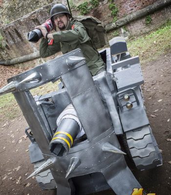 Salvatore 80mm. Lucca Comics & Games 2018. Metal Slug Italian Army cosplay. Cosplayer photo